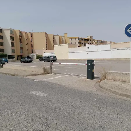 Sur Le Port Vue * Leucate